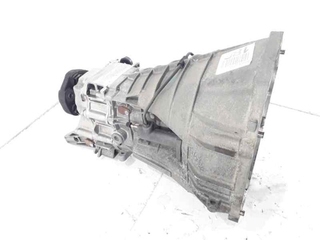 Mechaniczna skrzynia biegów w komplecie 717417 MERCEDES