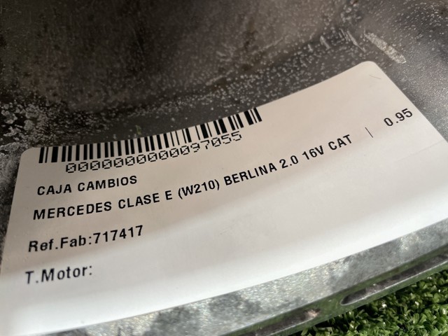 Mechaniczna skrzynia biegów w komplecie 717417 MERCEDES