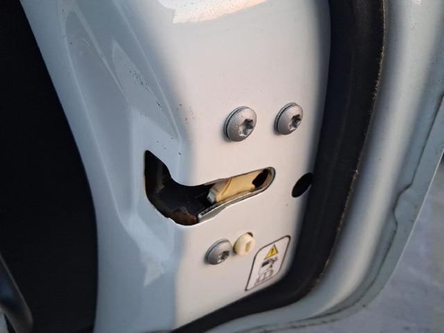 Zamek drzwi tylnych prawych 71775808 FIAT