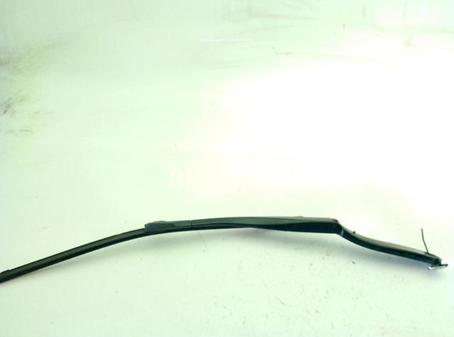 Ramię wycieraczki szyby przedniej 7182459 BMW