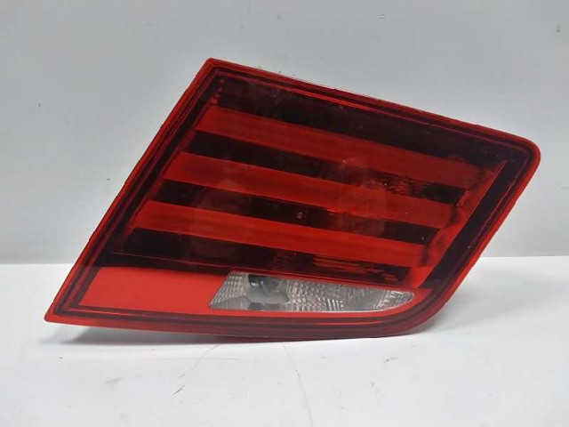 Lampa zespolona tylna prawa wewnętrzna 7203226 BMW