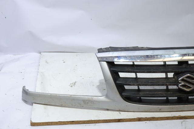 Kupić Atrapa chłodnicy Suzuki Grand Vitara  FT, HT w dobrej cenie