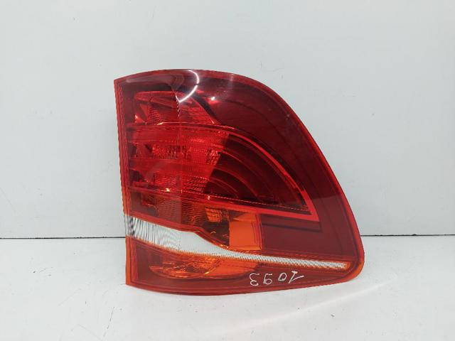 Lampa zespolona tylna lewa zewnętrzna 7217311 BMW