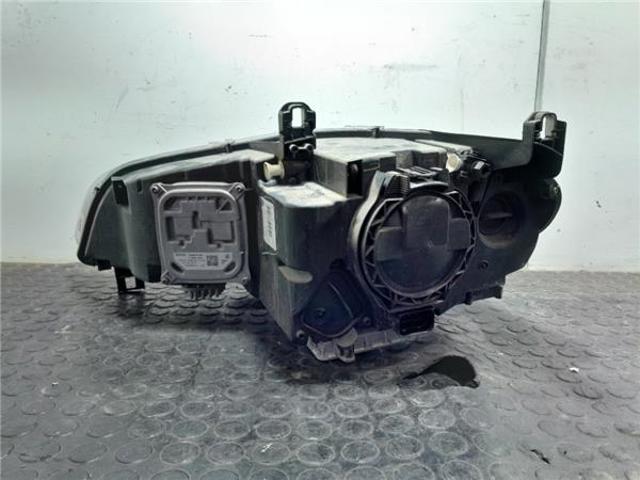 Reflektor prawy BMW X5 E70