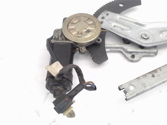 Mechanizm podnoszenia szyby drzwi przednich prawych SsangYong Musso FJ