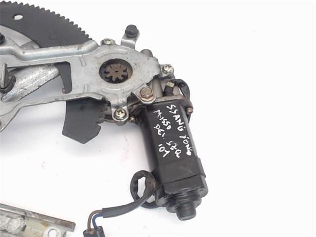Mechanizm podnoszenia szyby drzwi przednich prawych SsangYong Musso FJ