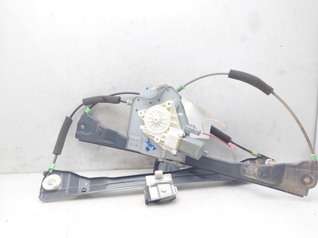 Mechanizm podnoszenia szyby drzwi przednich prawych 7232109004 SSANG YONG