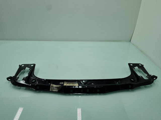 Osłona chłodnicy górna (panel mocowania reflektorów) 7245786 BMW