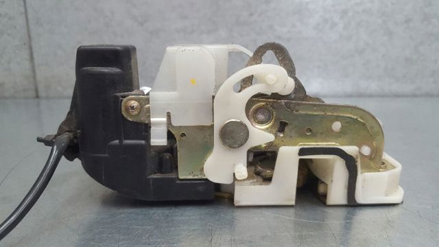 Zamek drzwi tylnych prawych Honda CR-V 1 RD