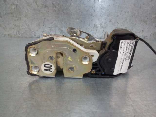 Zamek drzwi tylnych prawych Honda CR-V 1 RD