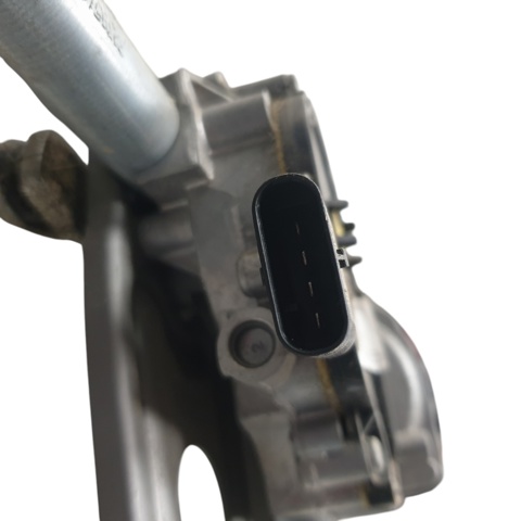 726750303 BMW