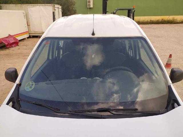 Przednia szyba Renault LODGY
