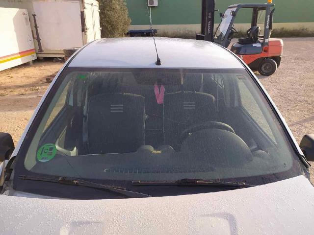 Przednia szyba Dacia Duster