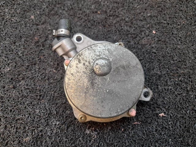 Pompa podciśnienia 72817601B BMW