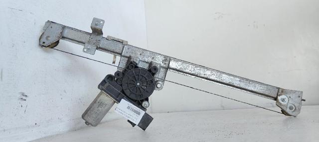 Mechanizm podnoszenia szyby drzwi przednich prawych 73001003 PEUGEOT