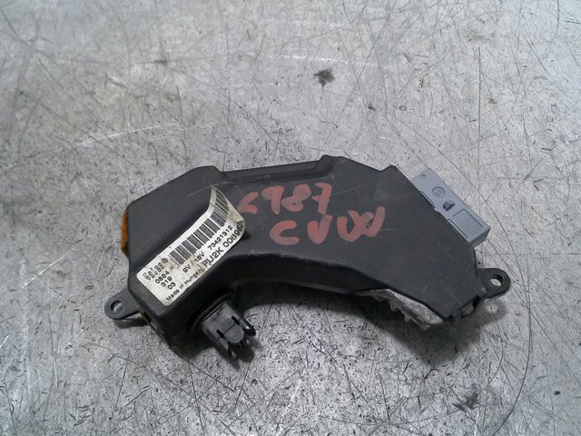 Rezystor wentylatora nagrzewnicy (ogrzewacza kabiny) 73421312 OPEL