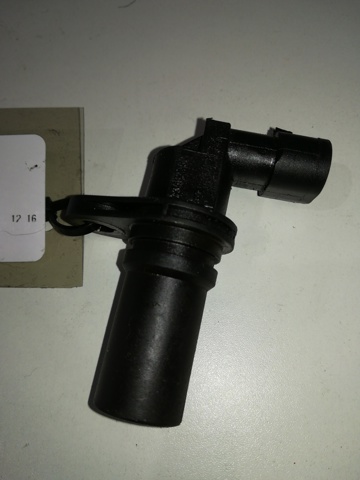 Czujnik położenia wału korbowego 73502752 OPEL