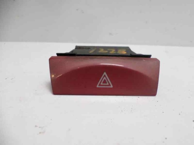 Przycisk włączania światła awaryjnego 735310712 FIAT