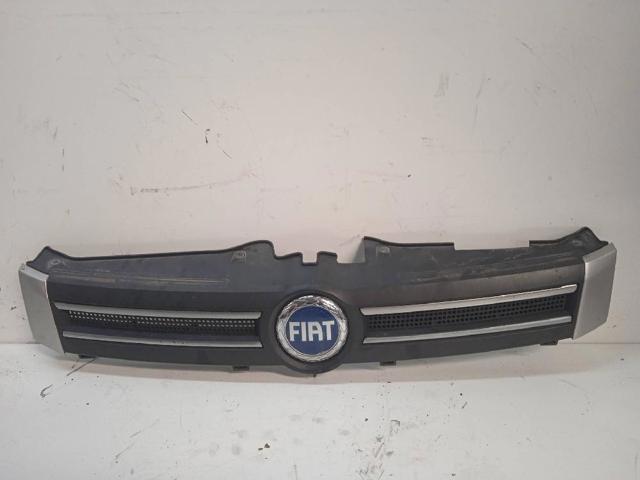 Atrapa chłodnicy 735353899 FIAT