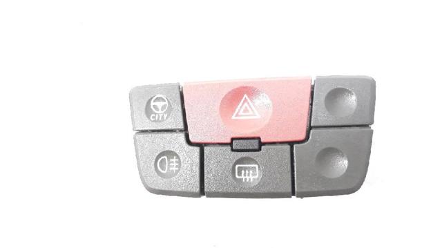 Przycisk włączania światła awaryjnego 735357113 FIAT