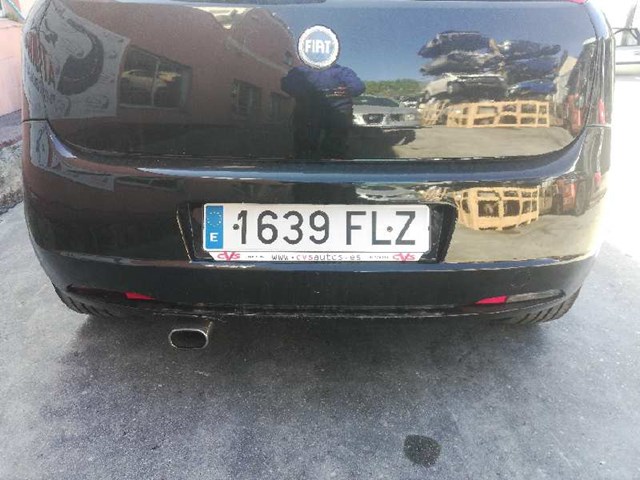 Zderzak tylny 735379735 FIAT