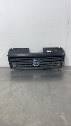 Atrapa chłodnicy 735395576 FIAT