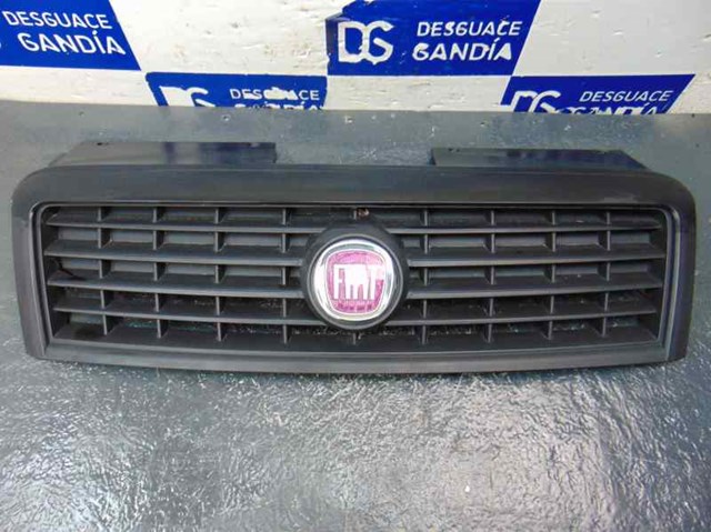 Atrapa chłodnicy 735395576 FIAT