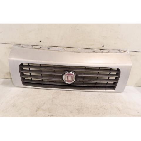 Atrapa chłodnicy 735443598 FIAT