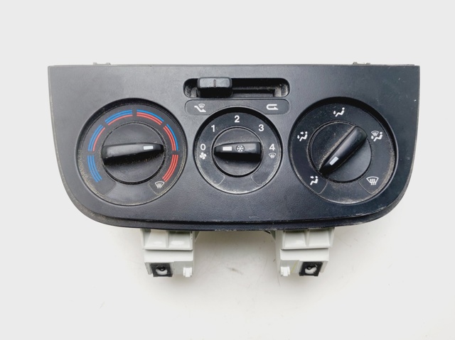 Sterownik trybów ogrzewania/klimatyzacji 735462118 PEUGEOT
