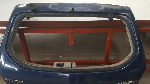 Drzwi tylne (bagażnika 3/5) 737002E050 HYUNDAI