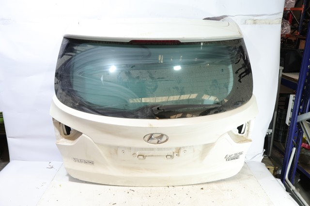 Drzwi tylne (bagażnika 3/5) 737002S030 HYUNDAI