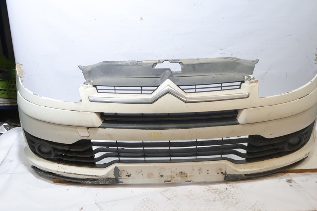 Zderzak przedni 7401GR PEUGEOT