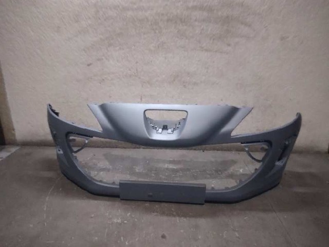 Zderzak przedni 7401LS PEUGEOT