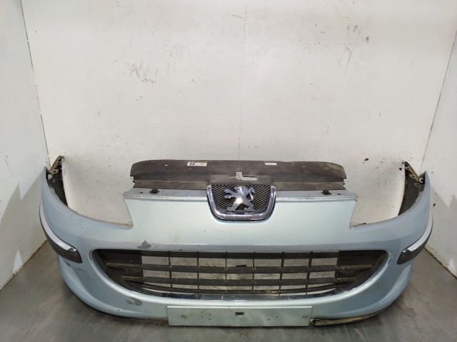 Zderzak przedni 7401RA PEUGEOT