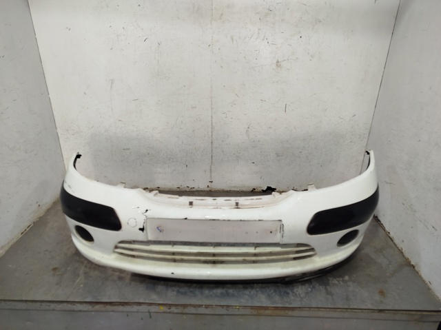 Zderzak przedni 7401V2 PEUGEOT