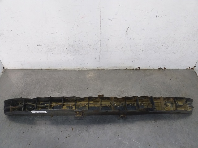 Wzmocnienie zderzaka tylnego Citroen Berlingo MF