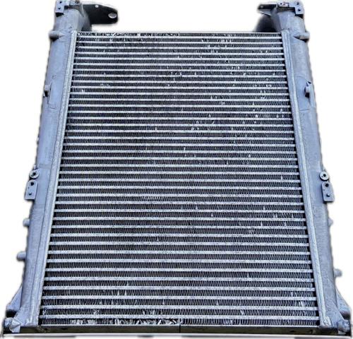 Chłodnica intercoolera 7420833583 RENAULT