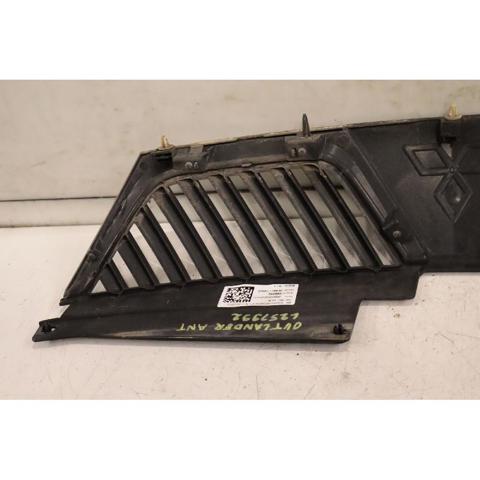 Atrapa chłodnicy Mitsubishi Outlander CWW