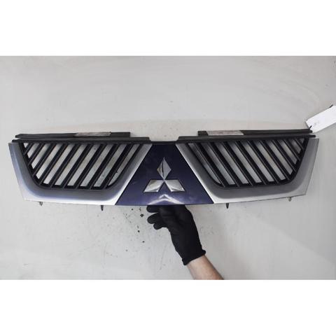 Atrapa chłodnicy Mitsubishi Outlander CWW