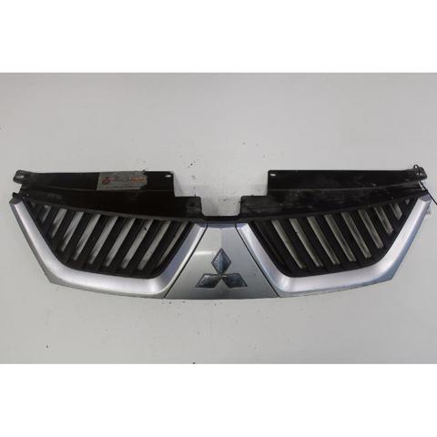 Atrapa chłodnicy Mitsubishi Outlander CWW