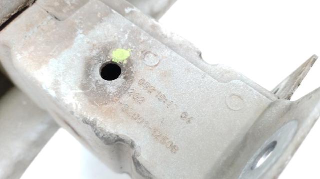 Wzmocnienie zderzaka przedniego Nissan Primastar X83