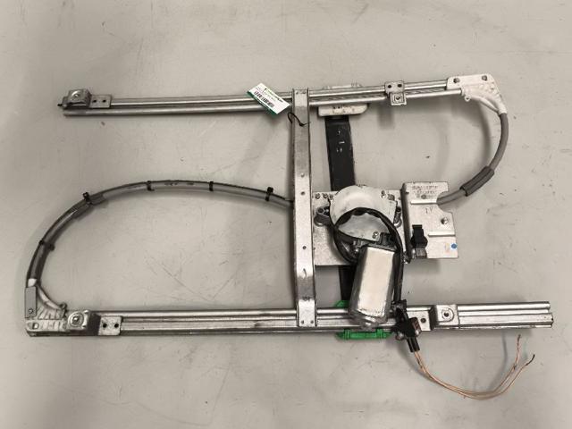 Mechanizm podnoszenia szyby drzwi przednich prawych 7484561621 RENAULT