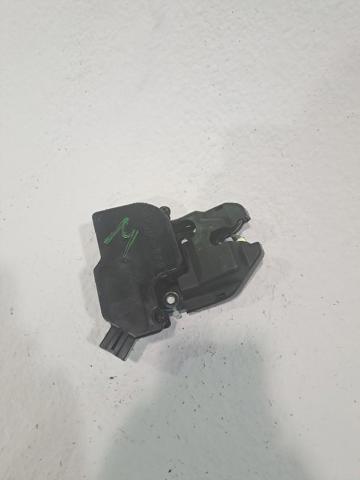 Zamek klapy bagażnika (3/5 drzwi tylnych) Honda Accord 7 CL, CM