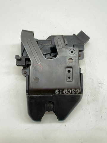 Zamek klapy bagażnika (3/5 drzwi tylnych) Honda Accord 7 CL, CM