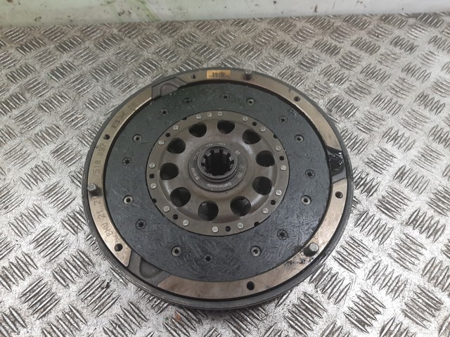 Koło zamachowe silnika 7518897 BMW