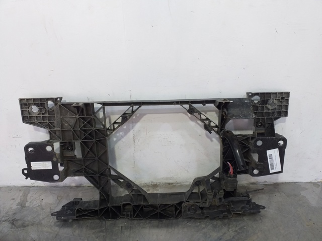 Osłona chłodnicy kompletna (panel mocowania reflektorów) 752100004R RENAULT