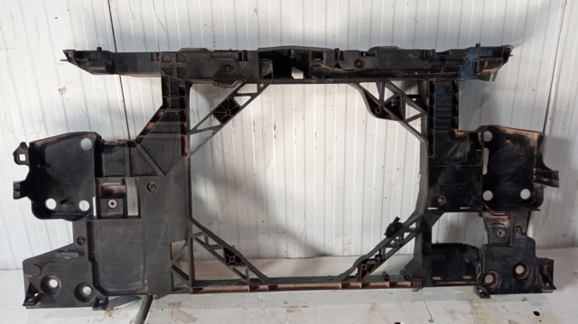 Osłona chłodnicy kompletna (panel mocowania reflektorów) 752100004R RENAULT