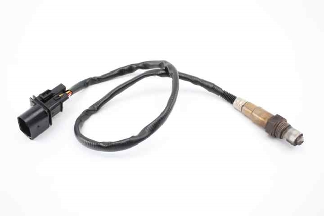 Sonda lambda czujnik tlenu przed katalizatorem 753028302 BMW