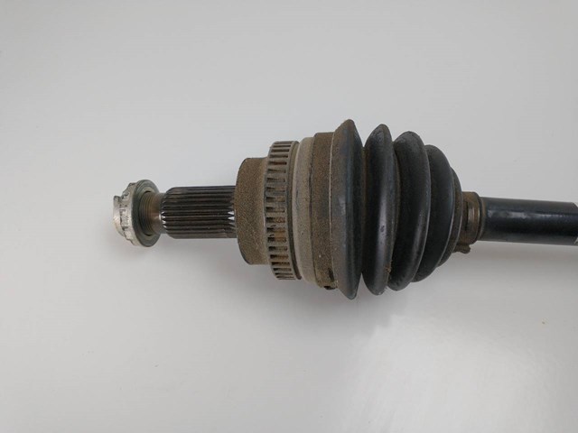 Półoś napędowa przednia prawa 7570269 BMW
