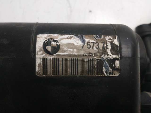 7573781 BMW
